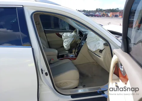 2011 Infiniti Fx35 z USA, uszkodzony, nr VIN JN8AS1MU7BM110299